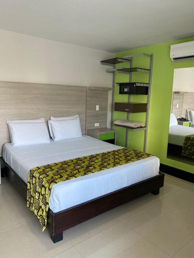 Hotel Genova Prado Barranquilla  Kültér fotó